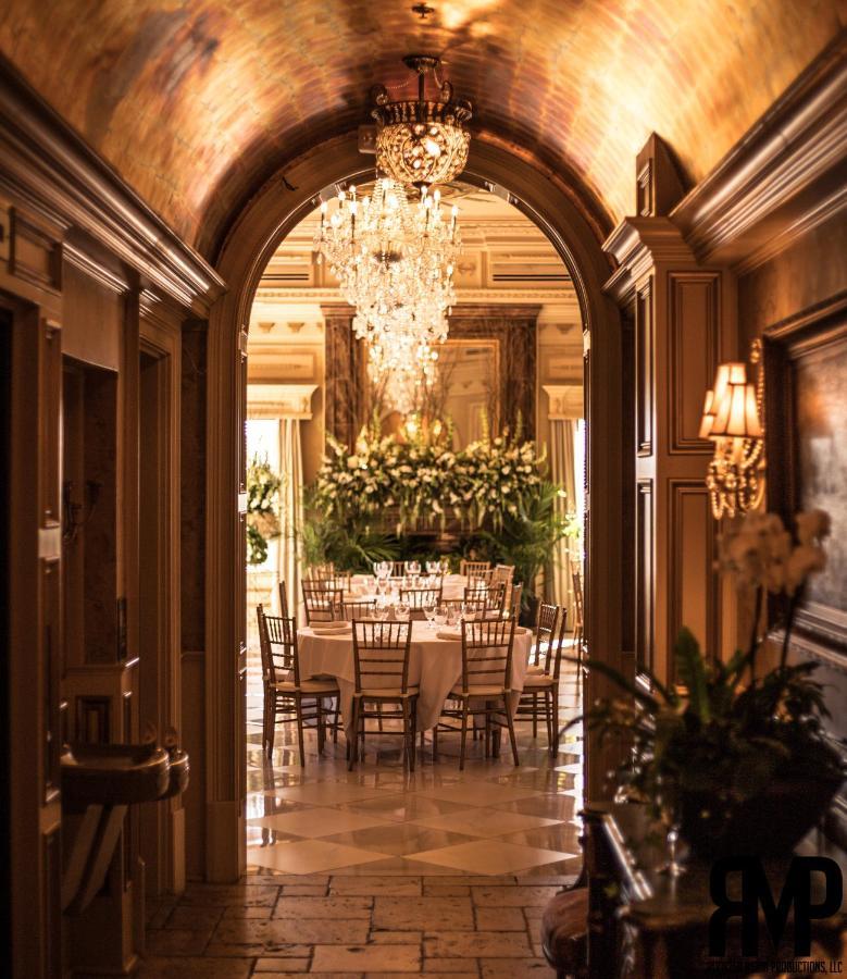 Kentucky Castle Hotel Versailles ภายนอก รูปภาพ